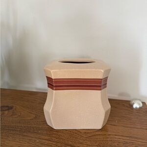 KOHL'S MIRABEL RED BATH ACCESSORY TISSUE CUBE COVER BEIGE VINTAGE